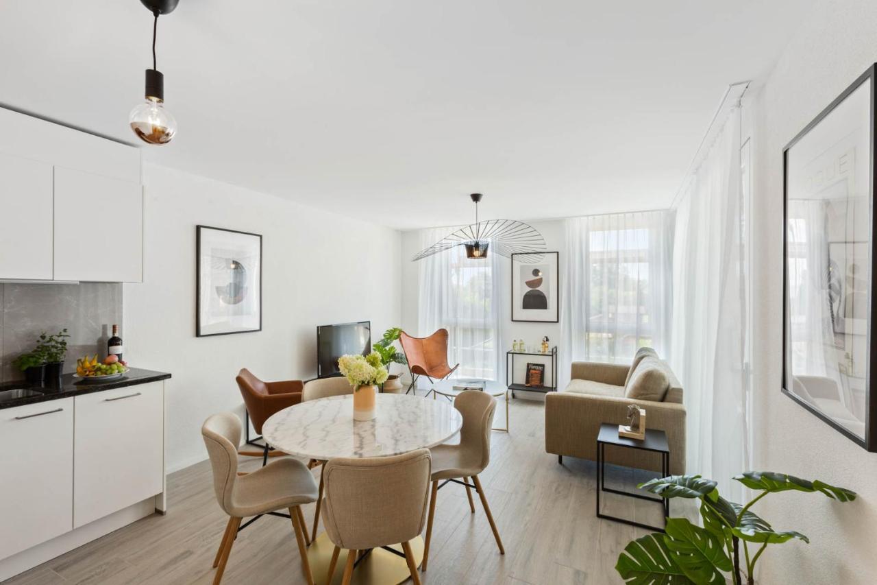 Olympia Homes Beautifully Furnished Flats エパランジュ エクステリア 写真
